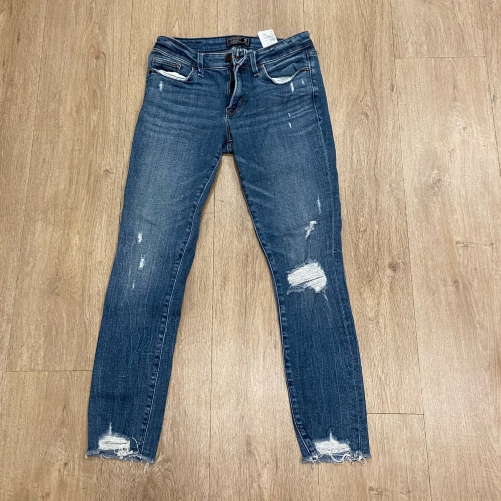 Abercrombie & Fitch Skinny Jeans Ripped Medium Wash